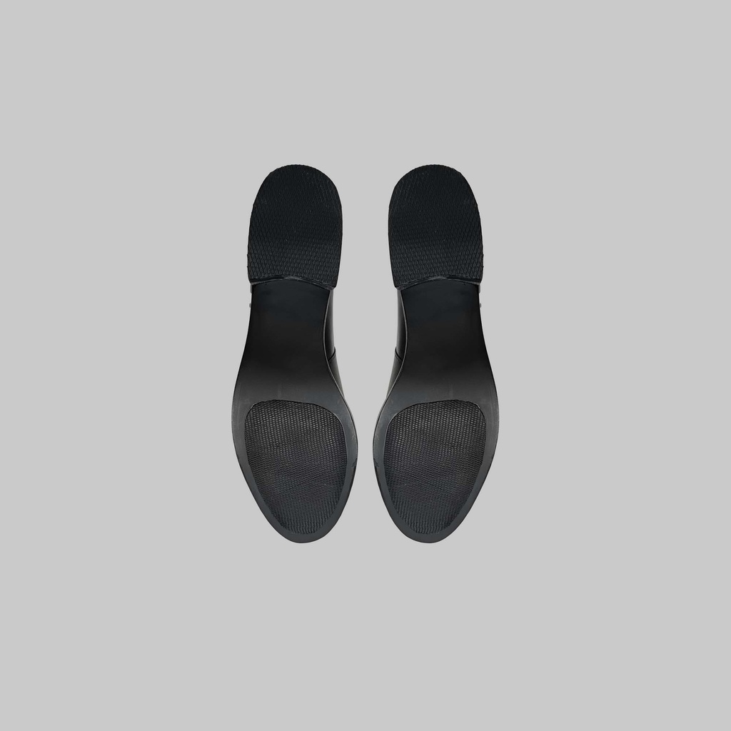 Chelsie - negro